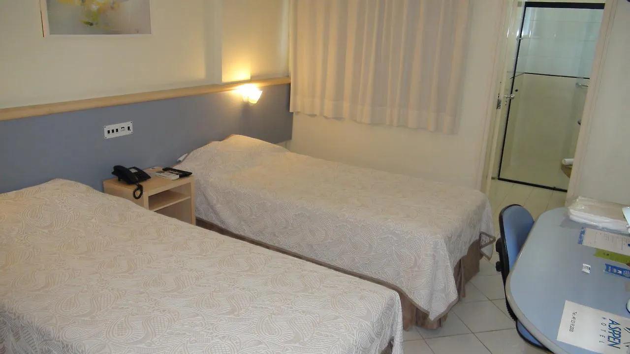 Asppen Hotel Chapecó 3*,